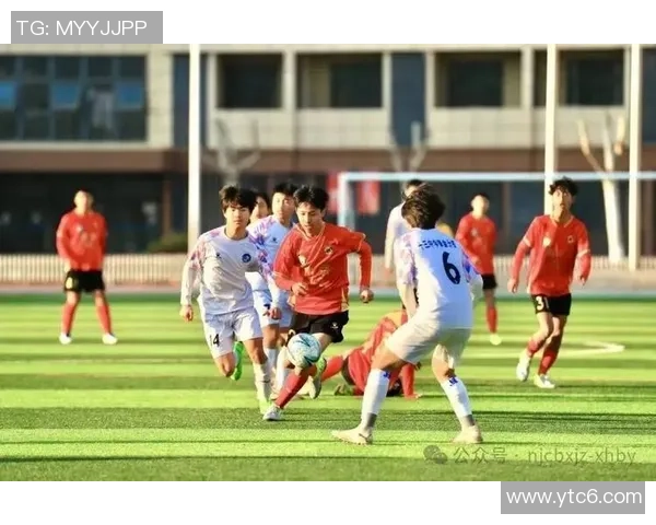 南京足球队的逆袭之旅:从低谷到辉煌的奋斗与坚持 南京足球队的逆袭之旅:从低谷到辉煌的奋斗与坚持