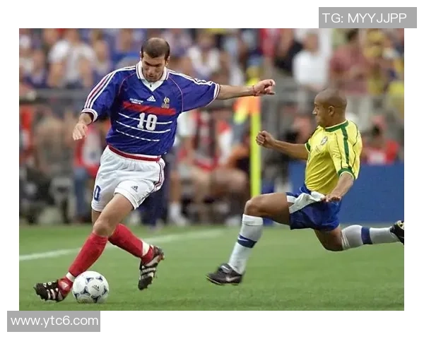 全球帅哥足球明星排行榜及其精彩瞬间分享 全球帅哥足球明星排行榜及其精彩瞬间分享